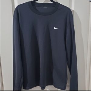Long sleeve Nike top